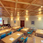 Delfino Hotel 3*