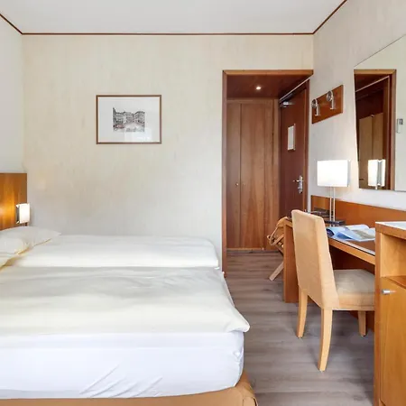Hotel Delfino 3*