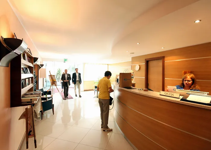 Delfino 3* לוגאנו